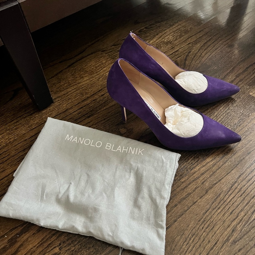 Manolo Blahnik BB 90 Purple Suede Pointed Toe Pumps